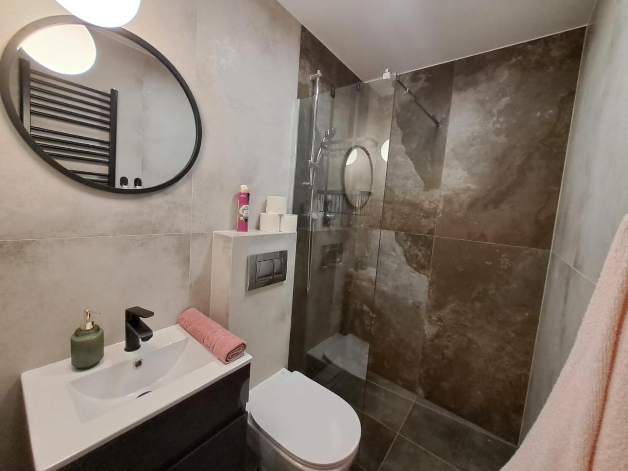 Dk Apartamenty Hotelove Giżycko Exteriér fotografie