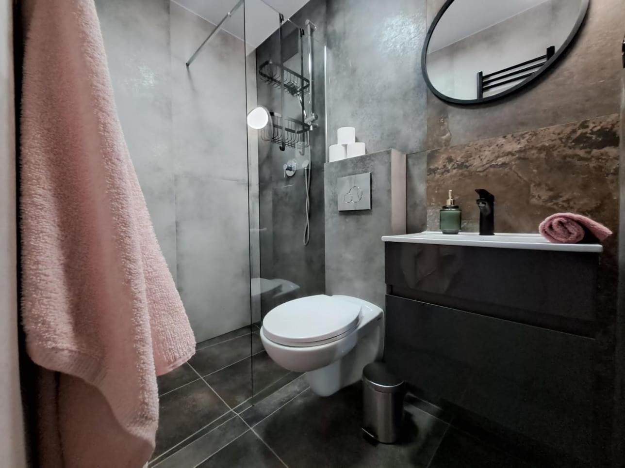 Dk Apartamenty Hotelove Giżycko Exteriér fotografie